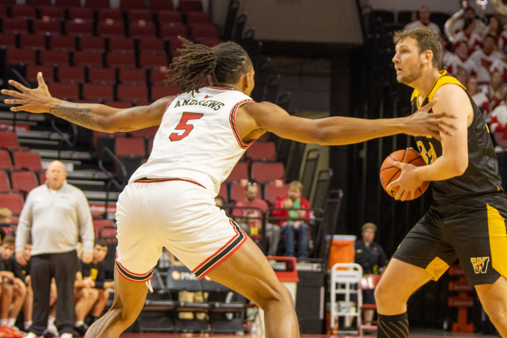 Podcast: MVC Weekly kicks off with a preview of the men's basketball season